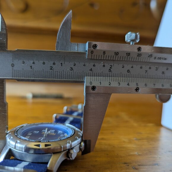 Vintage Timex Reef Gear - Picture 5 of 6